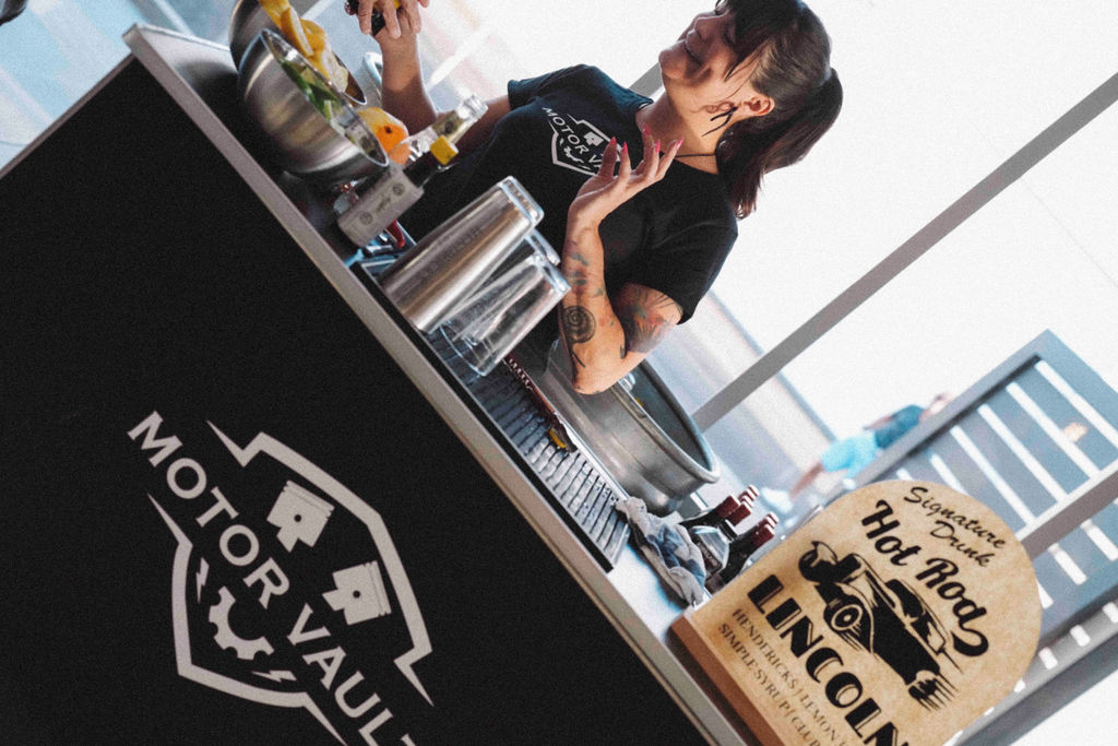 Secure Garage Ownership in Phoenix Deer Valley Motor-Vault Secure Garage Ownership in Phoenix Deer Valley Motor-Vault