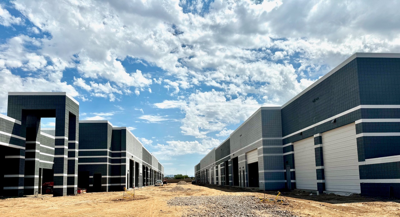 Secure Climate-Controlled Car Storage Suites in Phoenix Secure Climate-Controlled Car Storage Suites in Phoenix